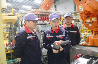 jdb电子游戏平台网站
人物:两名坚守的“优秀工匠”